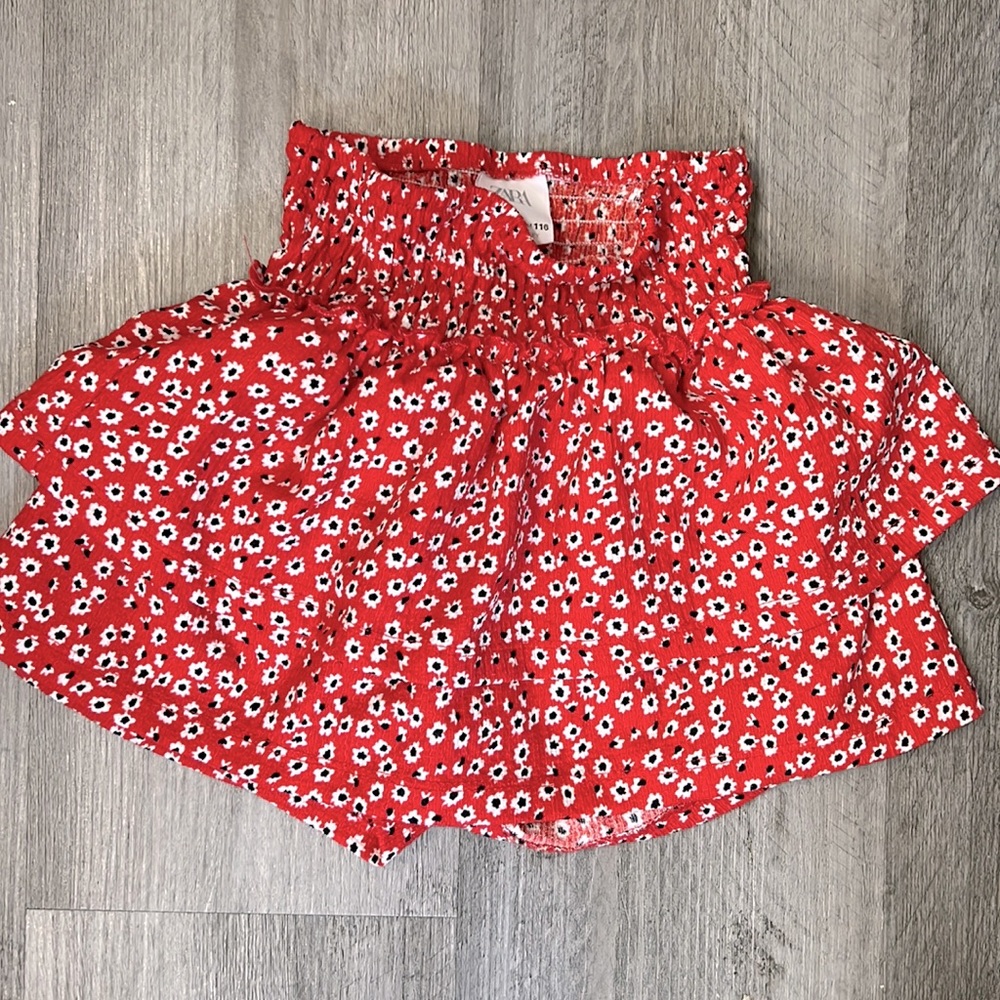 Girls red floral Zara skirt